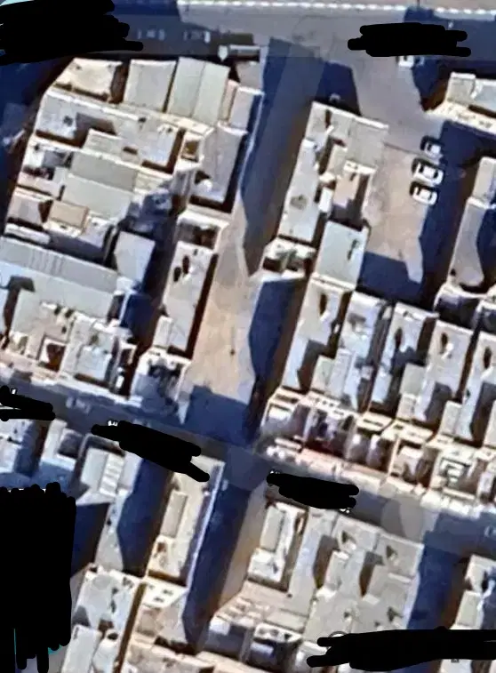 زمین 168 متری در بهارستان