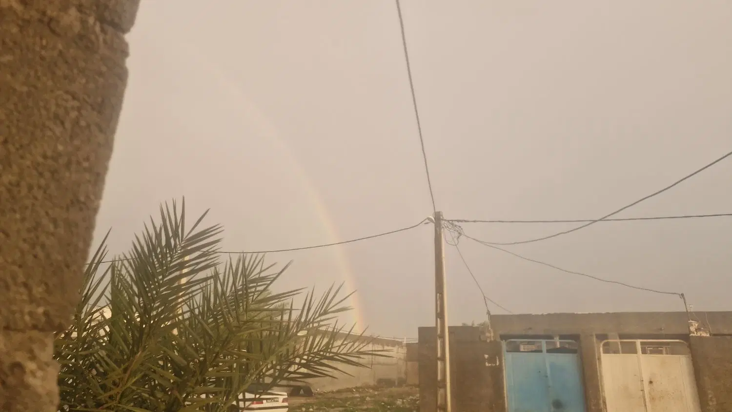 خانه نیمه کاره بردستان