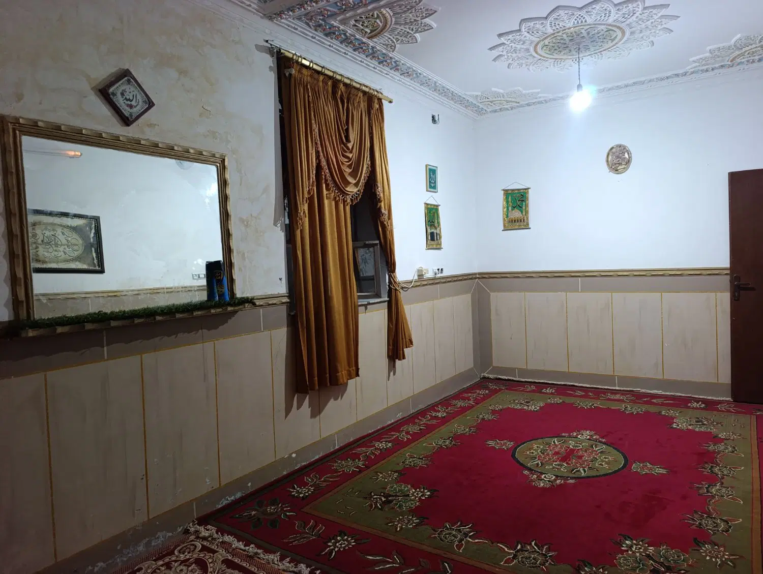 فروش منزل ویلایی با مغازه