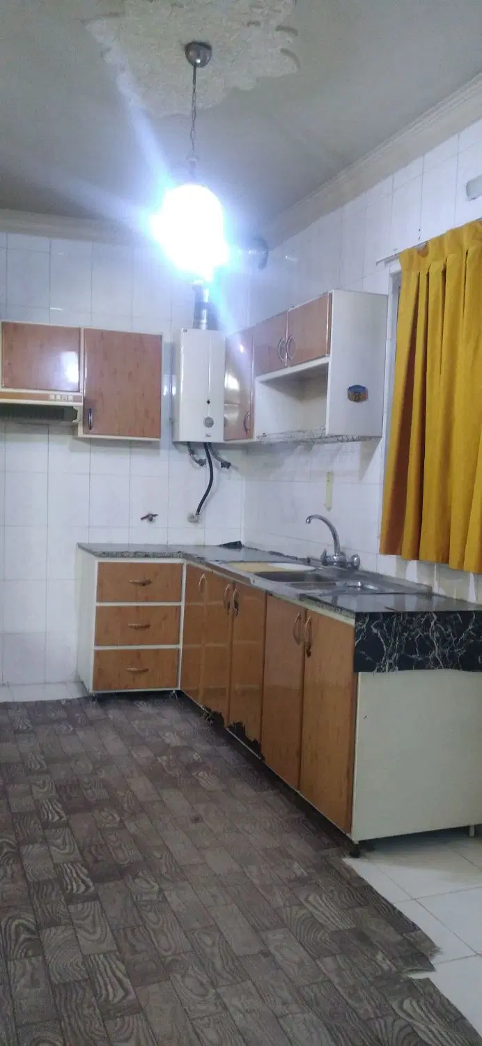 به‌یک‌نفریا‌دونفر‌اجاره داده‌میشود