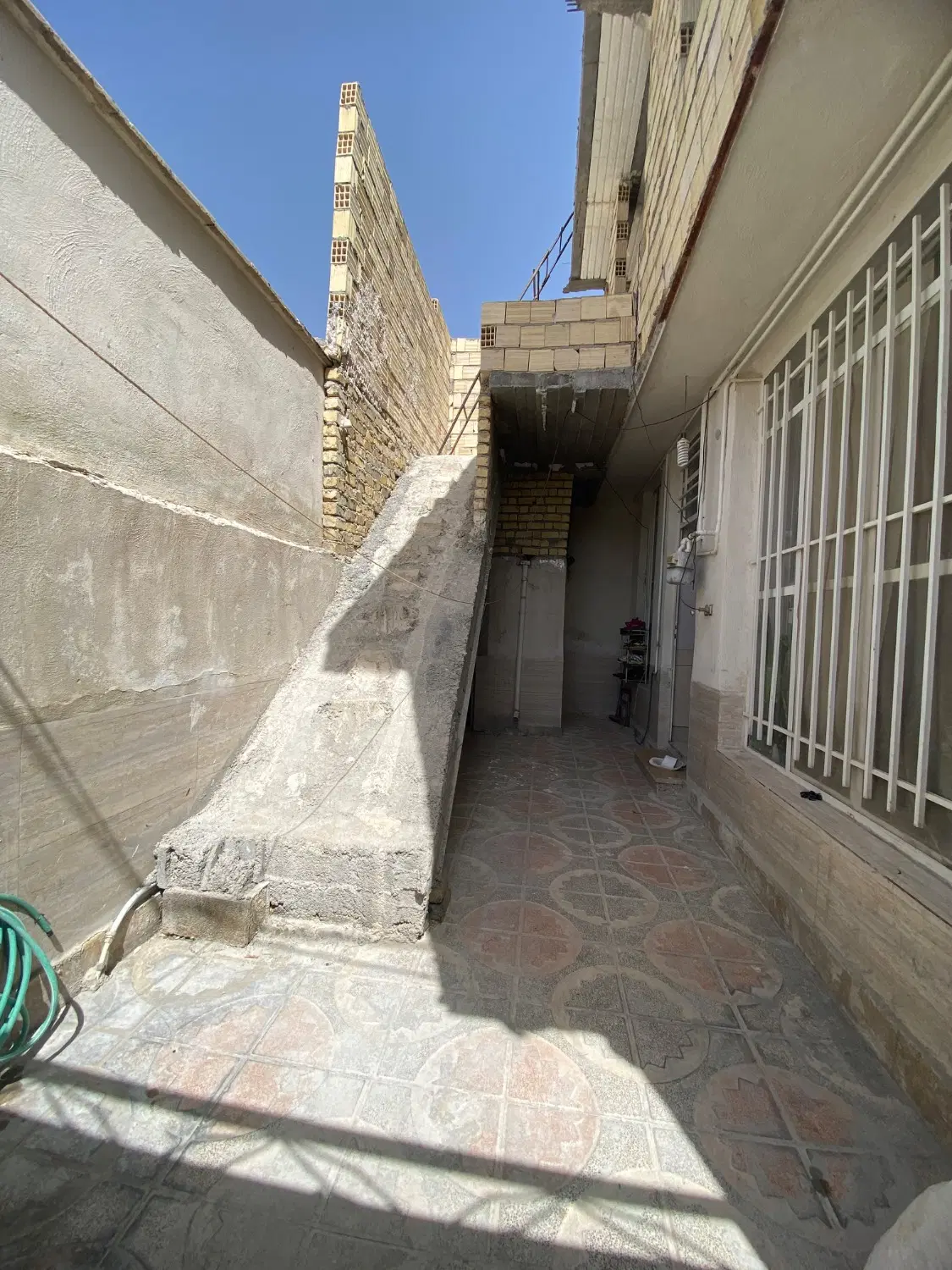 اسکلت طبقه دوم  دستخضر