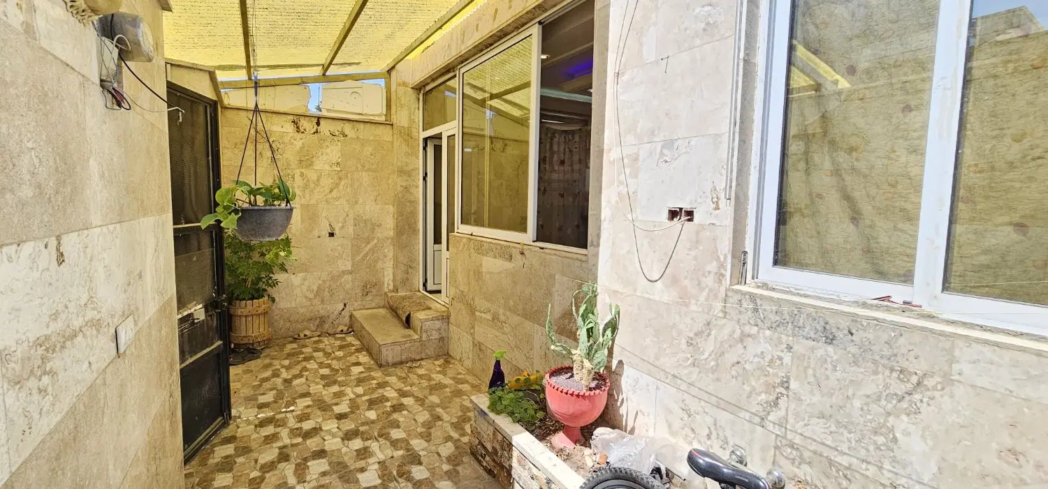 خانه دربست ۸۱ متری ، خوش‌قیمت