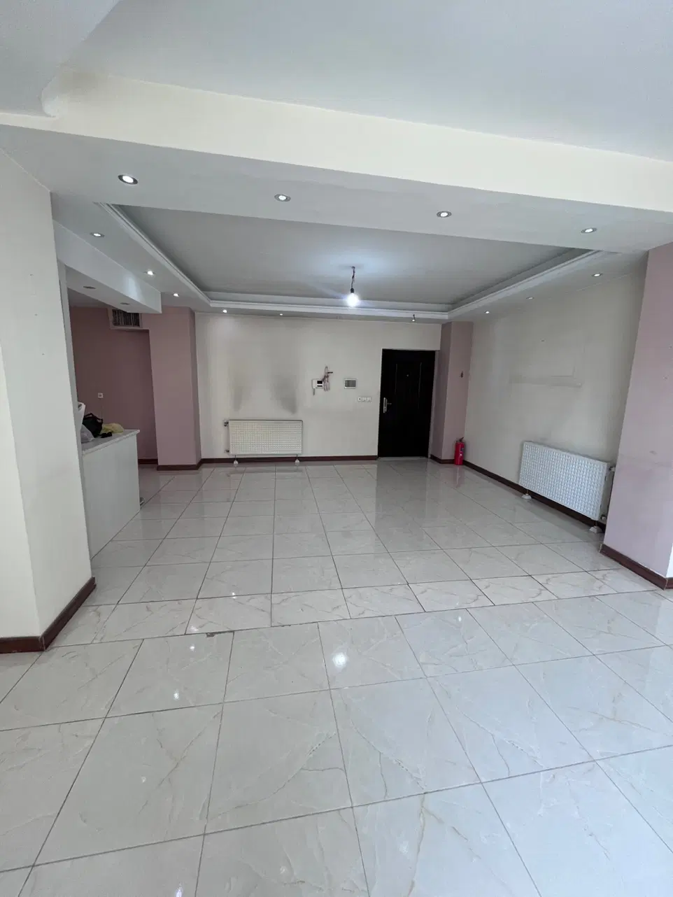 اجاره دفتر کار ۱۳۰ متری بر کانال غربی