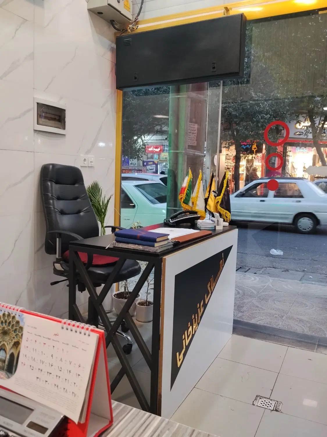 اجاره مغازه ۱۸متری در بازرگان