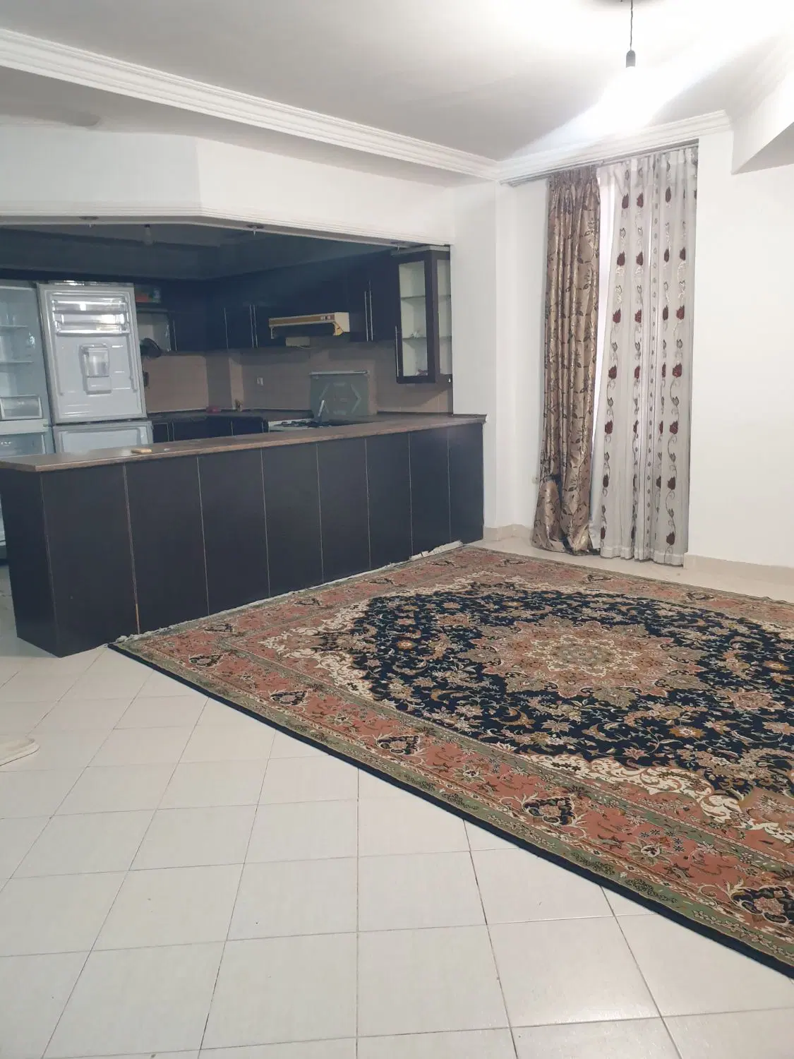 اجاره آپارتمان ۱۲۵ متری میدان یادبود
