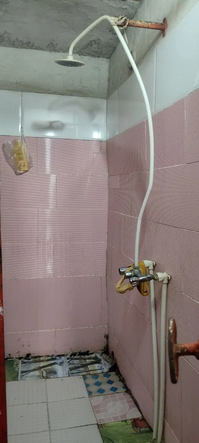 یک باب منزل