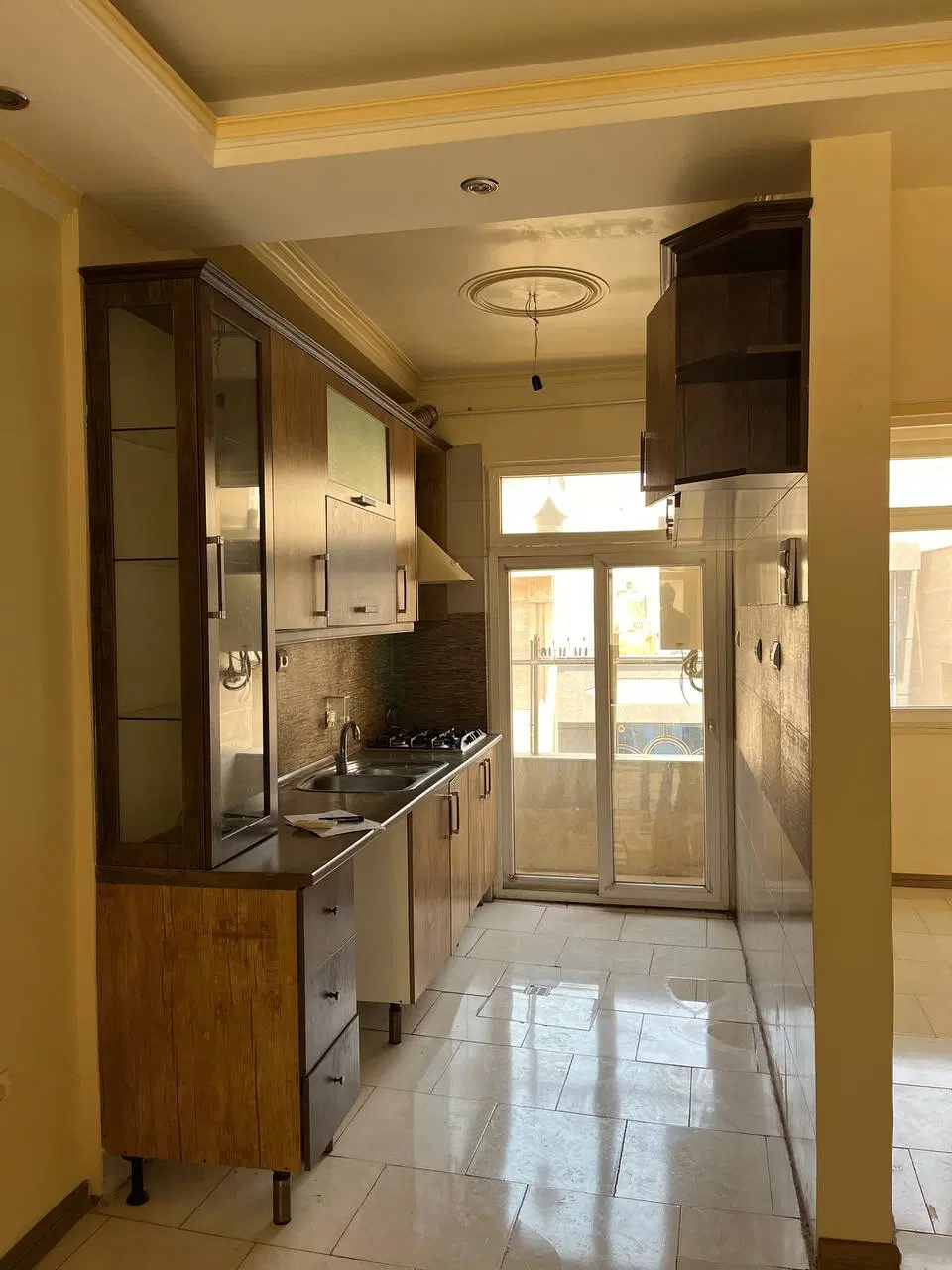 اجاره ۴۲ متر آپارتمان فول امکانات در *آذربایجان*