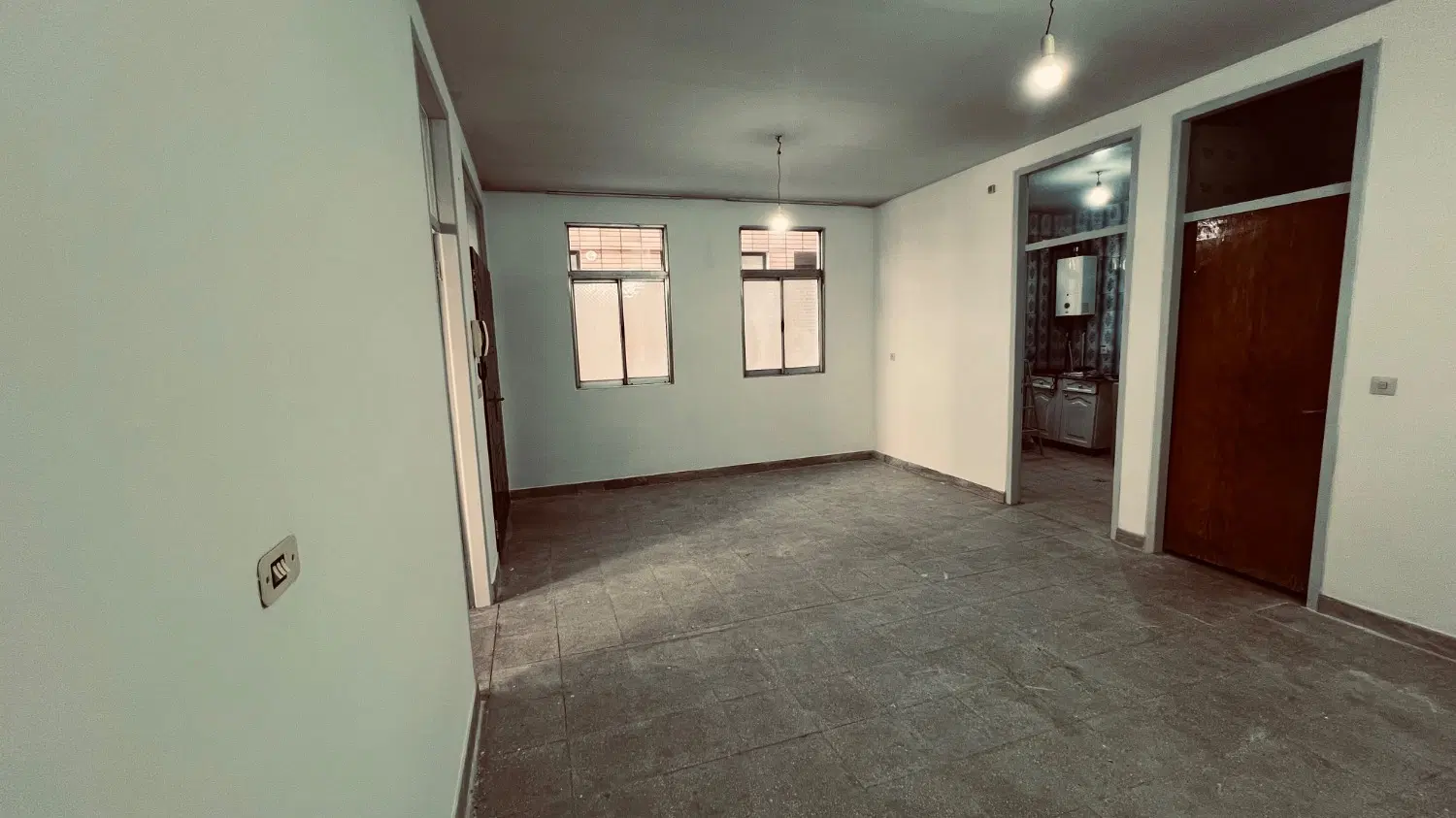 اجاره آپارتمان ۶۵ متری بریانک شرقی  (املاک کاشانه)