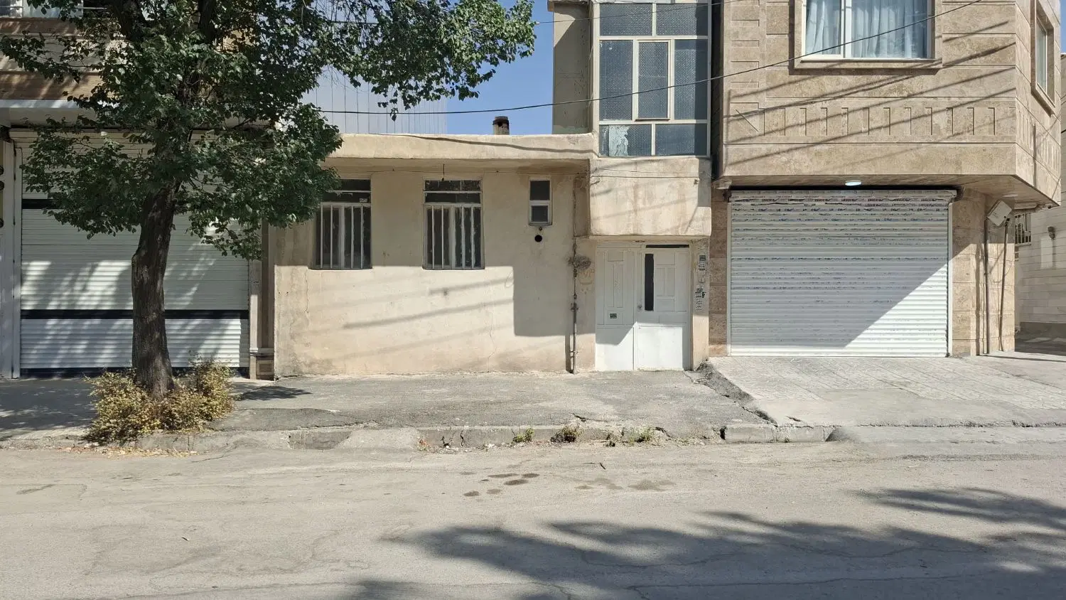 خانه 73 متری حافظیه