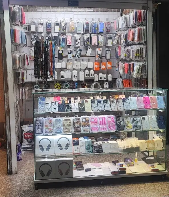 اجاره غرفه لوازم جانبی موبایل مترو تجریش