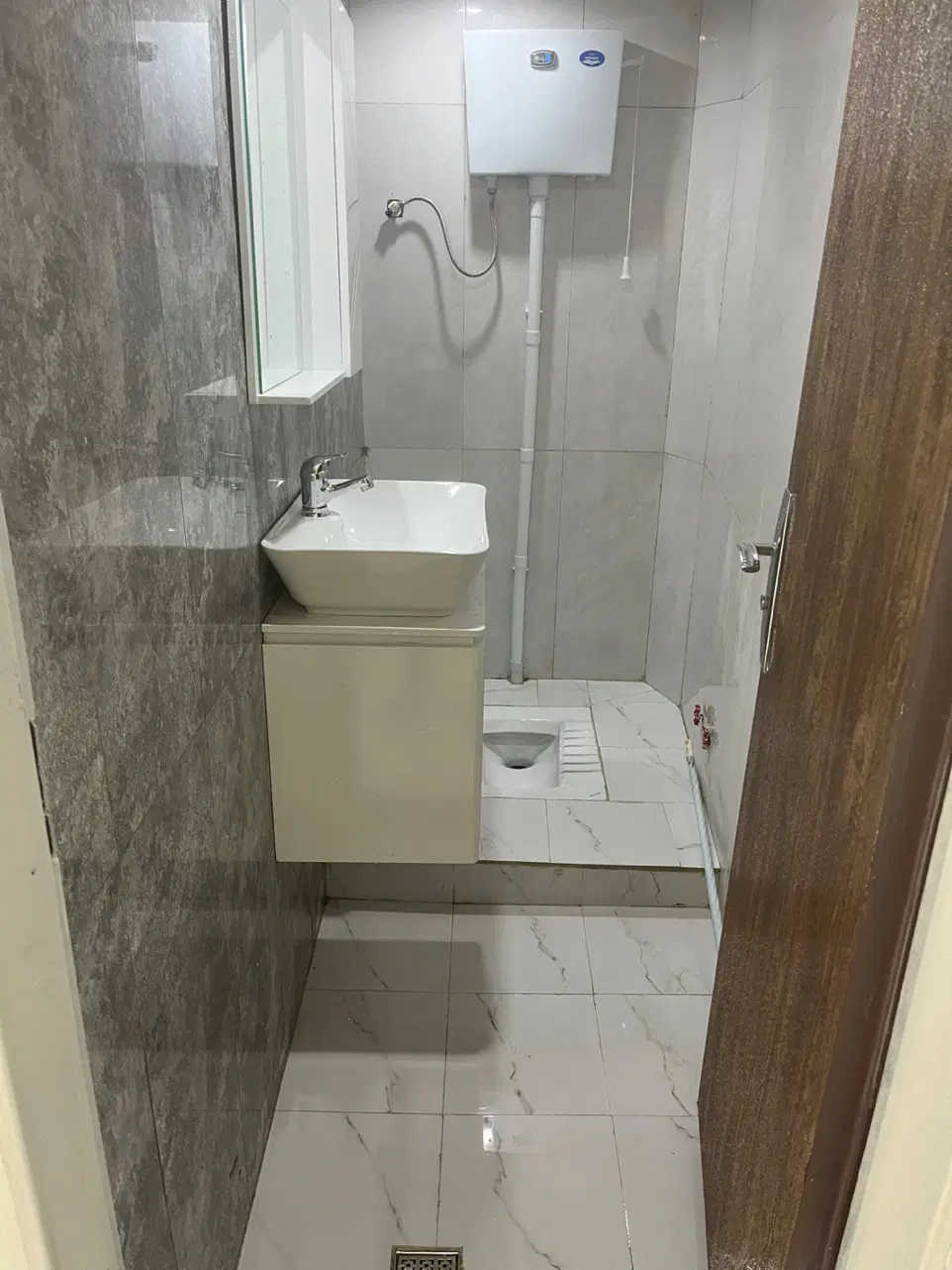 واحد ۹۰ متری نوساز جهت اجاره
