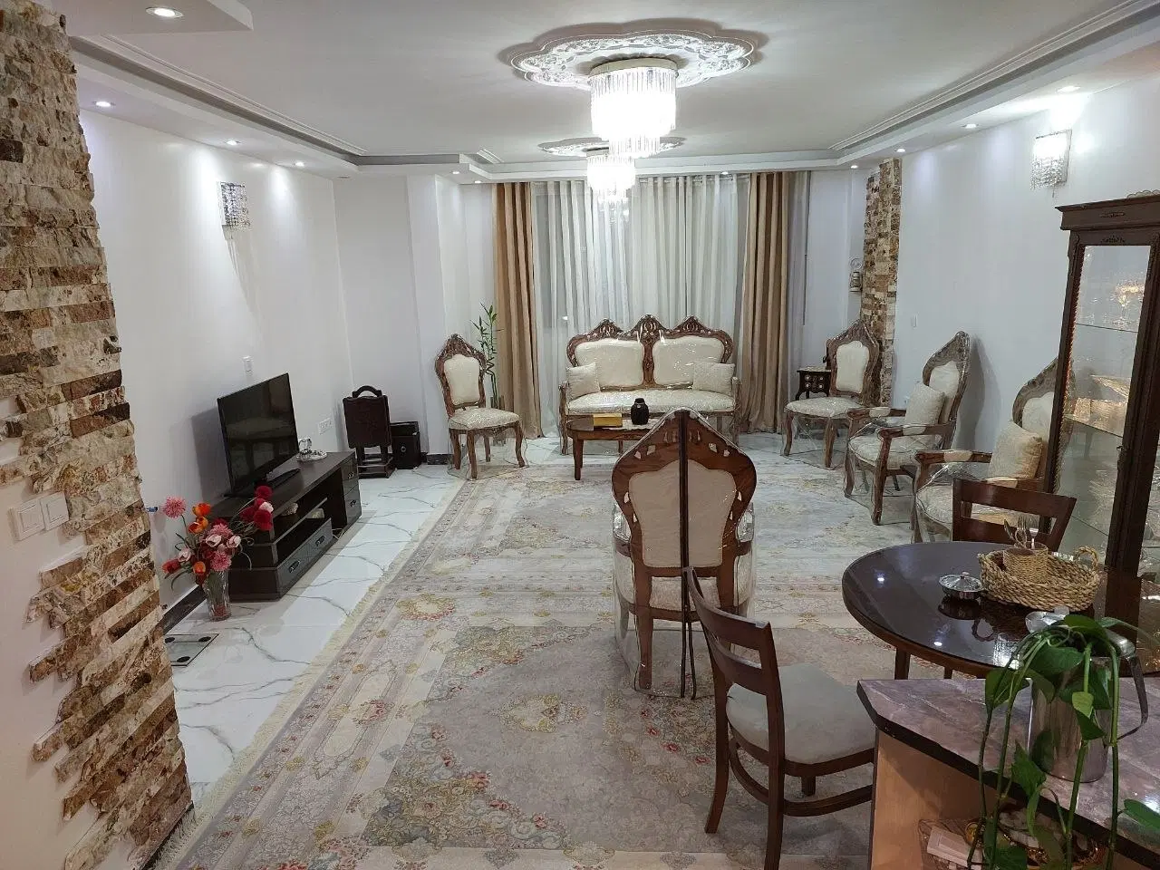 آپارتمان دهقان ویلاخیابان جهانبخش قولنامه ای