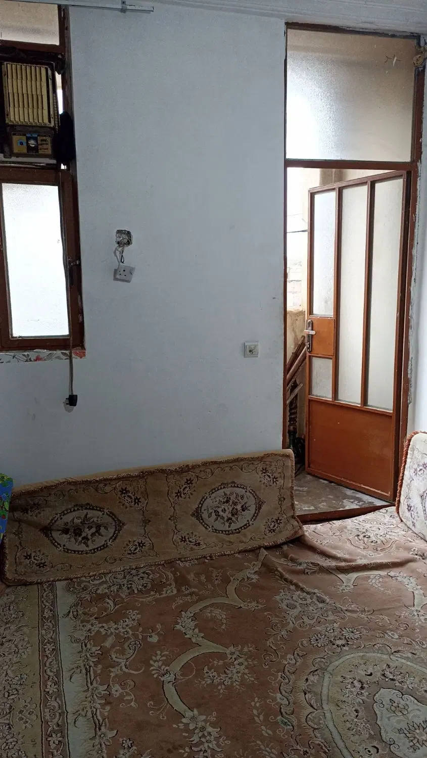 سلام بر همشهریان عزیز یک باب منزل ویلایی