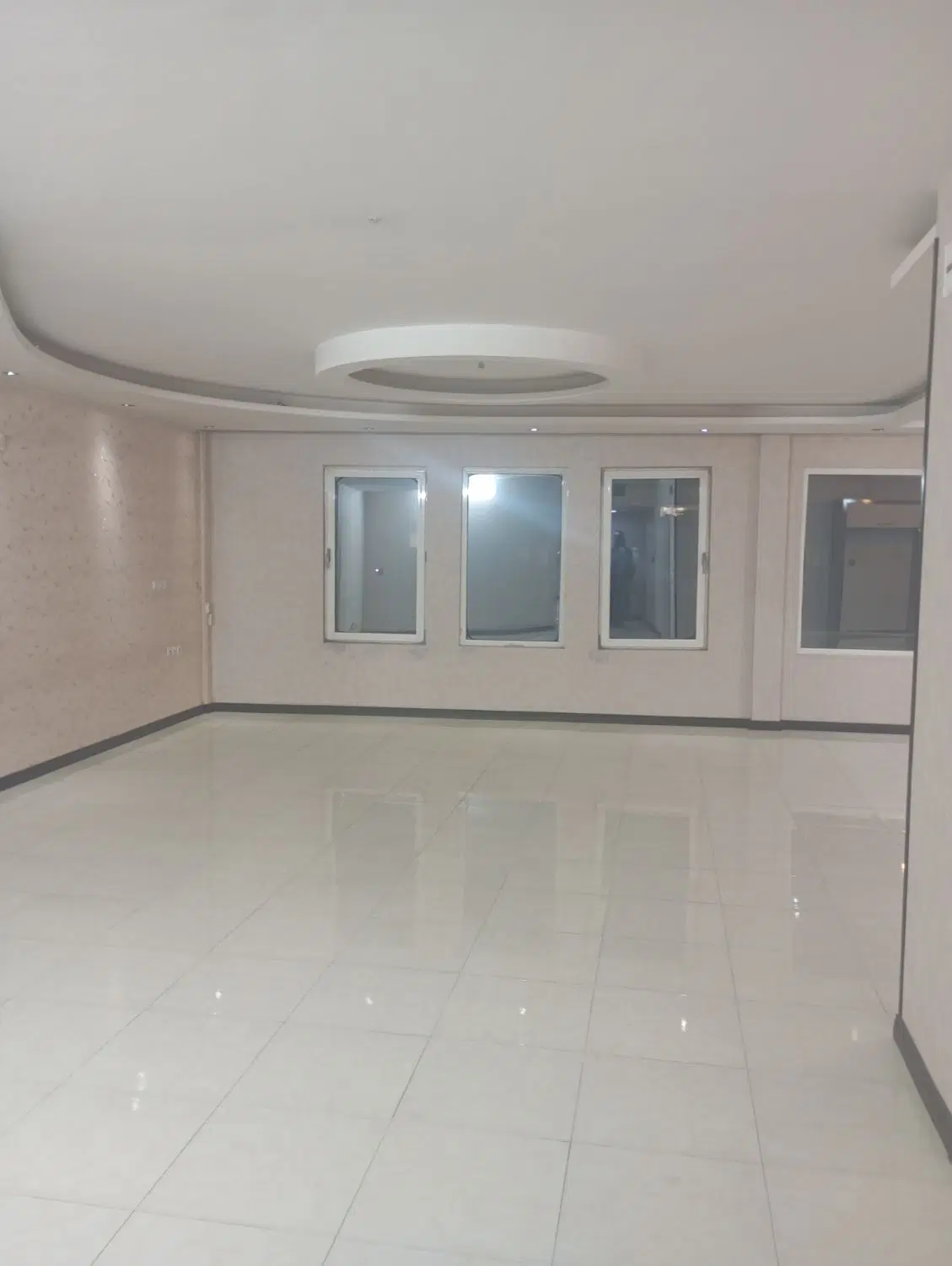 آپارتمان 200 متری حاشیه فکوری