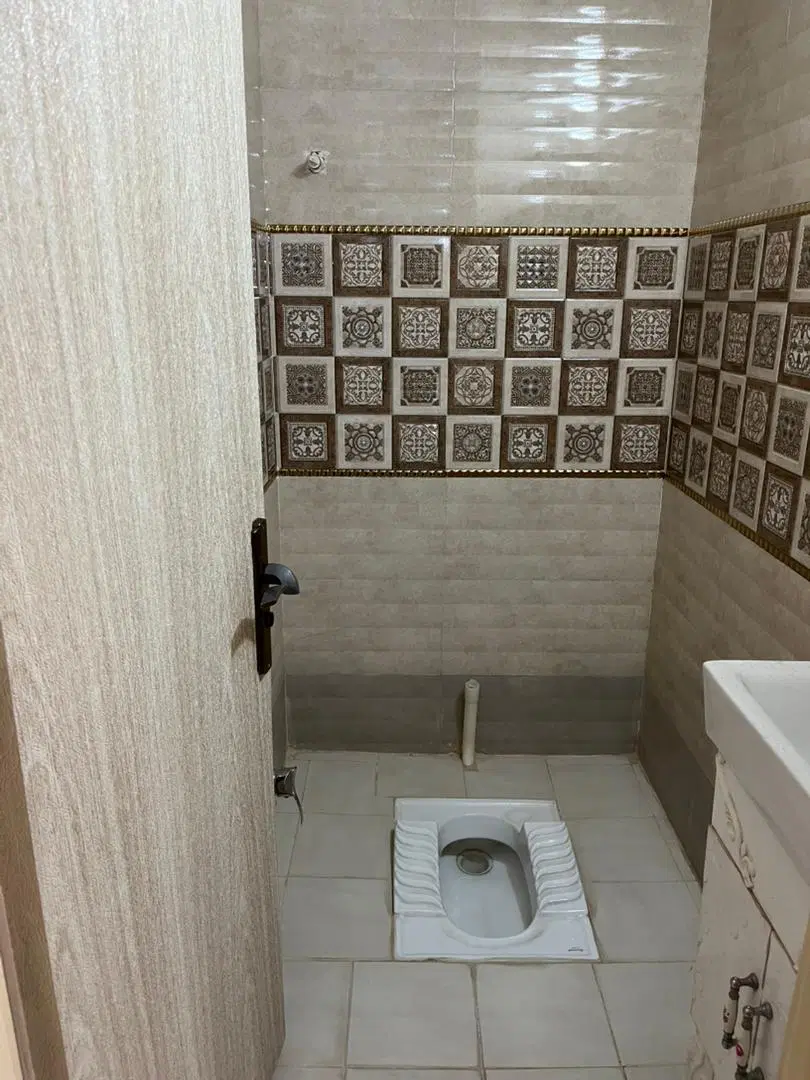 تک واحدی طبقه اول