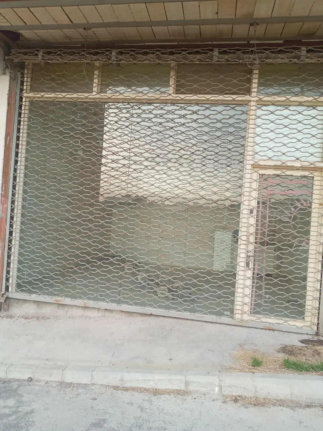 رهن  اجاره مغازه درشهرک اندیشه