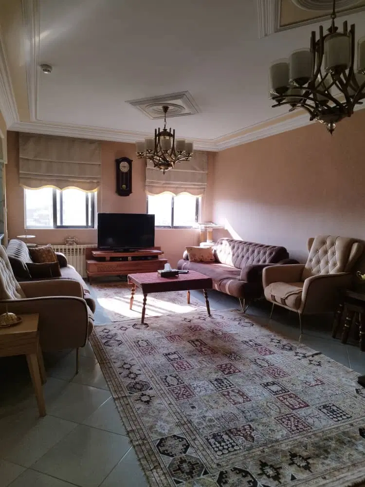 آپارتمان ۸۴ متری _ سالن پرده خور _ فول امکانات