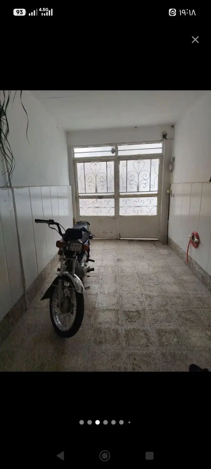 اجاره طبقه هم کف راه جدا  در مهر مادر با پارکینگ