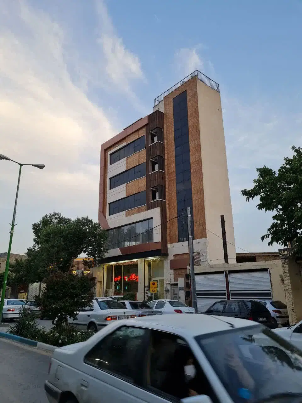 اجاره دفتر کار مطب و کلینیک ۱۰۰ متری