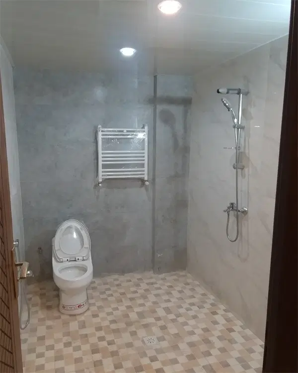 زیرزمین مسکونی با قابلیتِ کاربردِ تجاری.