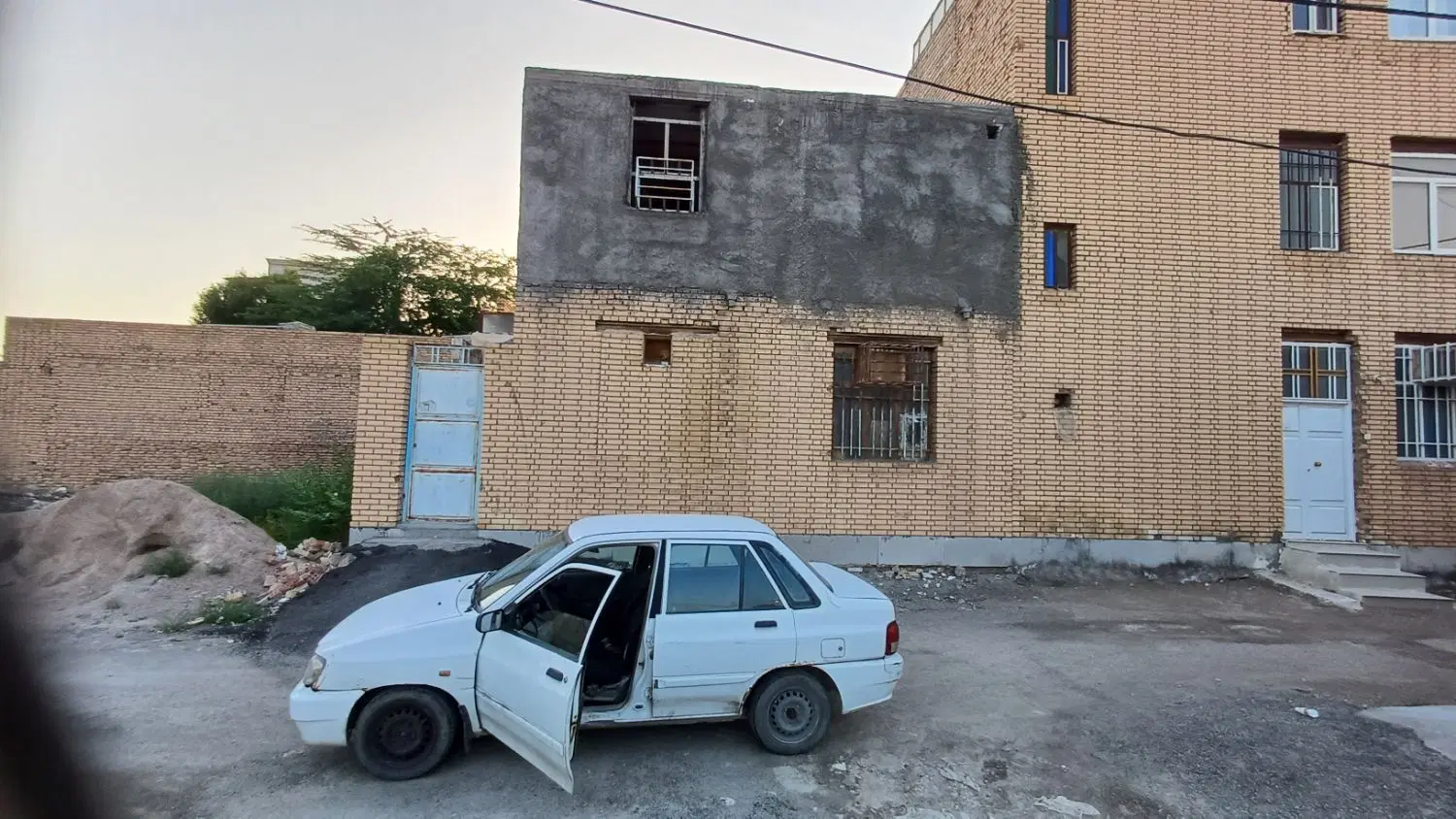 منزل دوطبقه جهت فروش