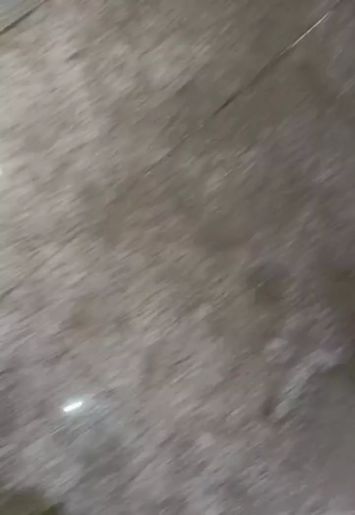 مغازه در ایستگاه شهید باکری