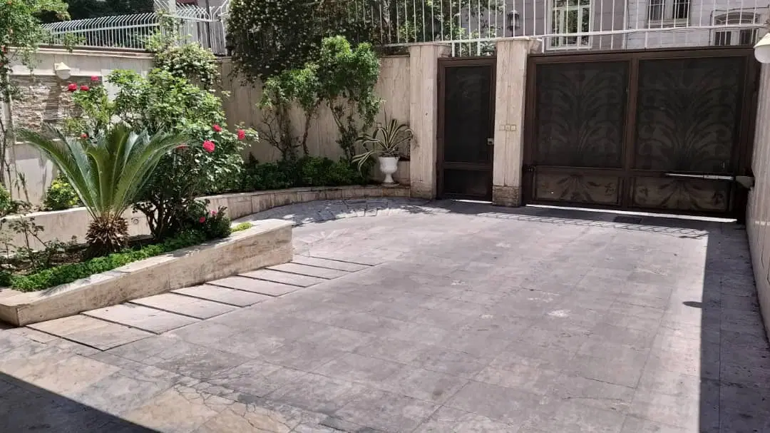 فقط عروس و داماد
