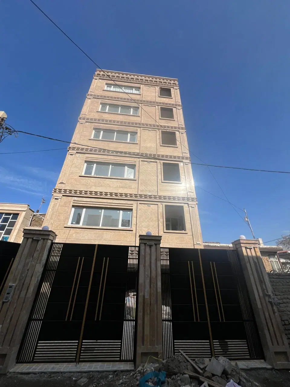 فروش آپارتمان تک واحدی در مطهری