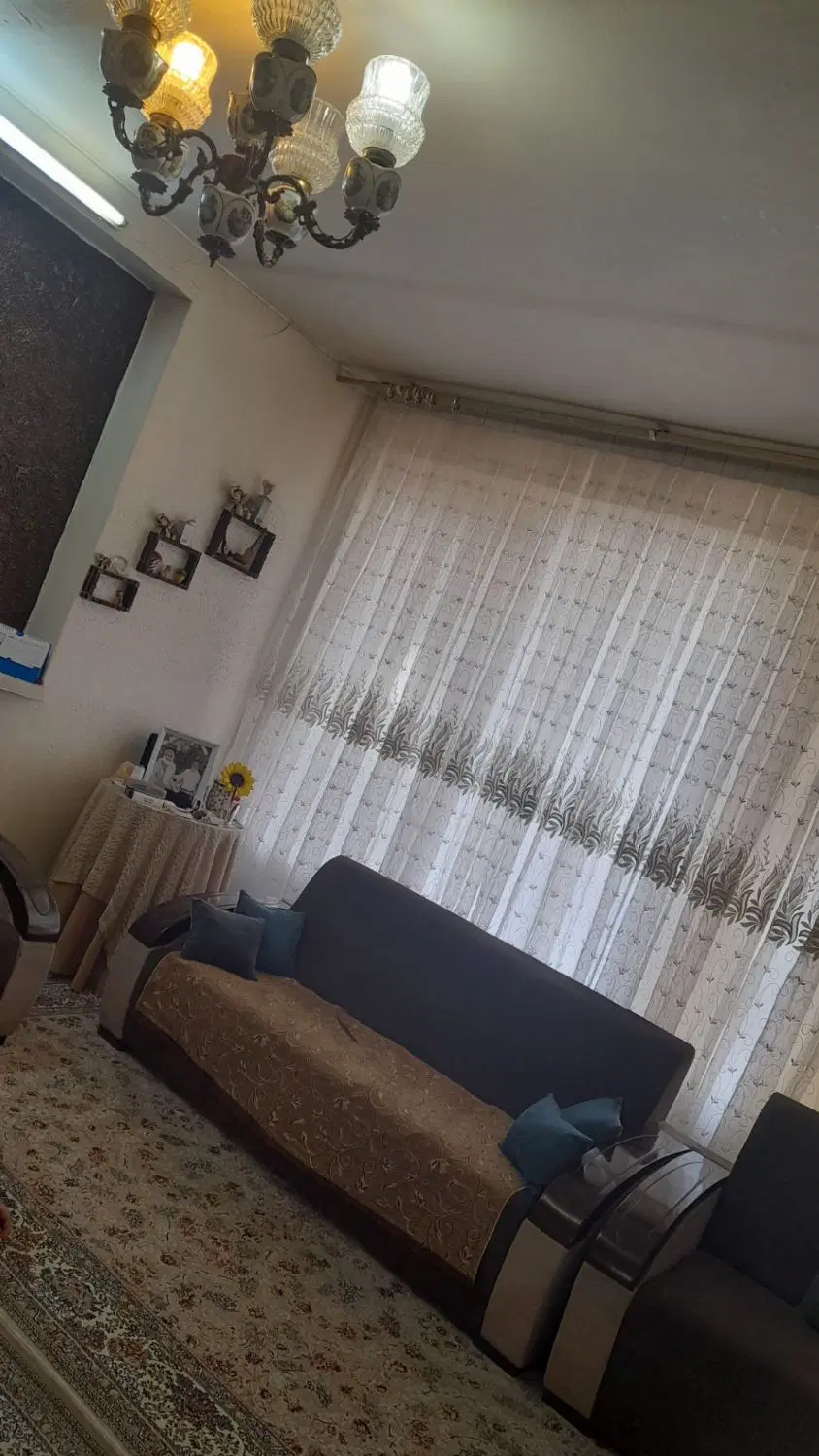 خانه ویلایی با مغازه بر کارون یکجا