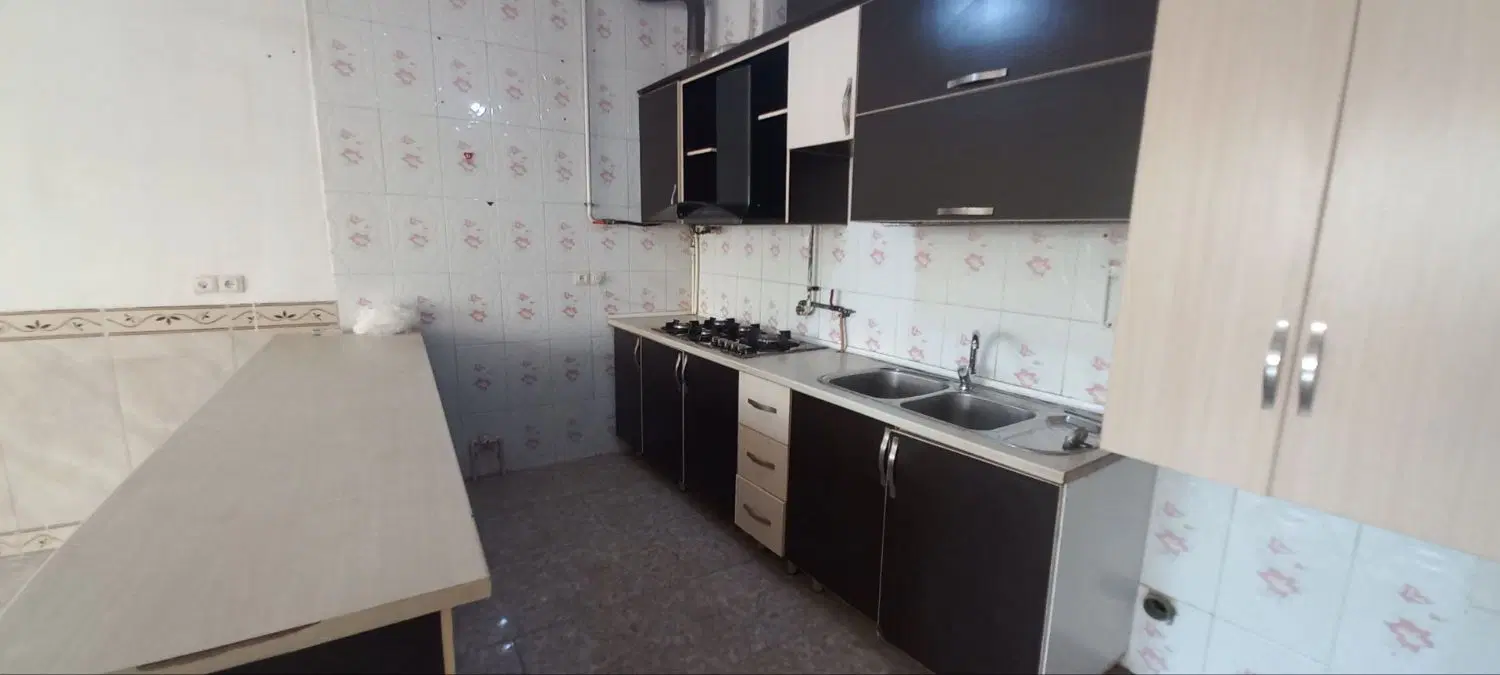 خانه ۶۵ متری جلالیه ۵۰۰ رهن قابل تبدیل هست