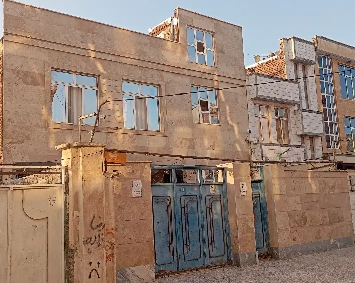 خانه ویلایی ۲طبقه ۲۰۰متر مربع