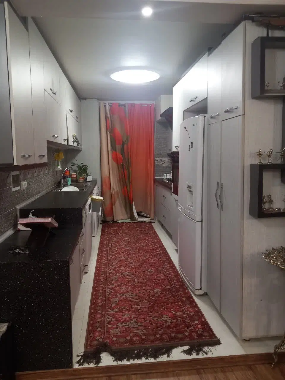 واحد ۸۵ متری،دو خواب،شهرک باقری،دریاچه چیتگر