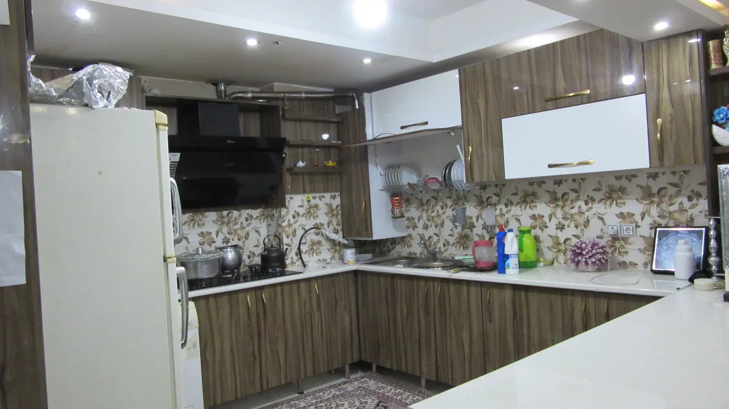*107 متر دو خواب فول هرمزگان (فدک)
