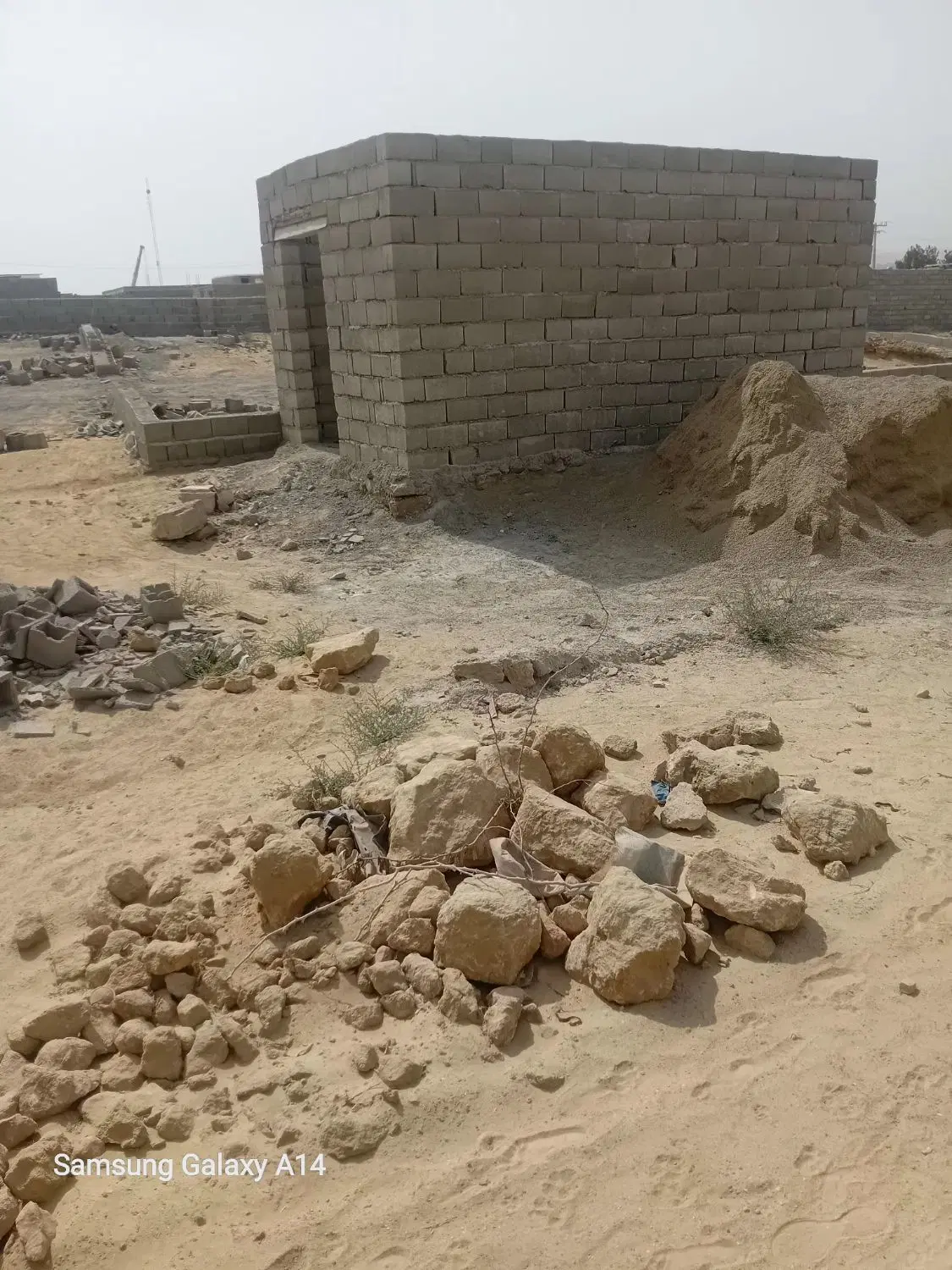زمین فروشی درکمب