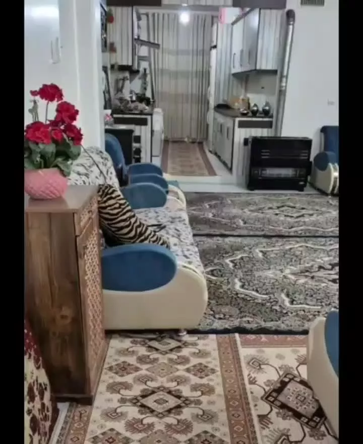 فروش واحد در گلستان فلکه اول بنفشه اول