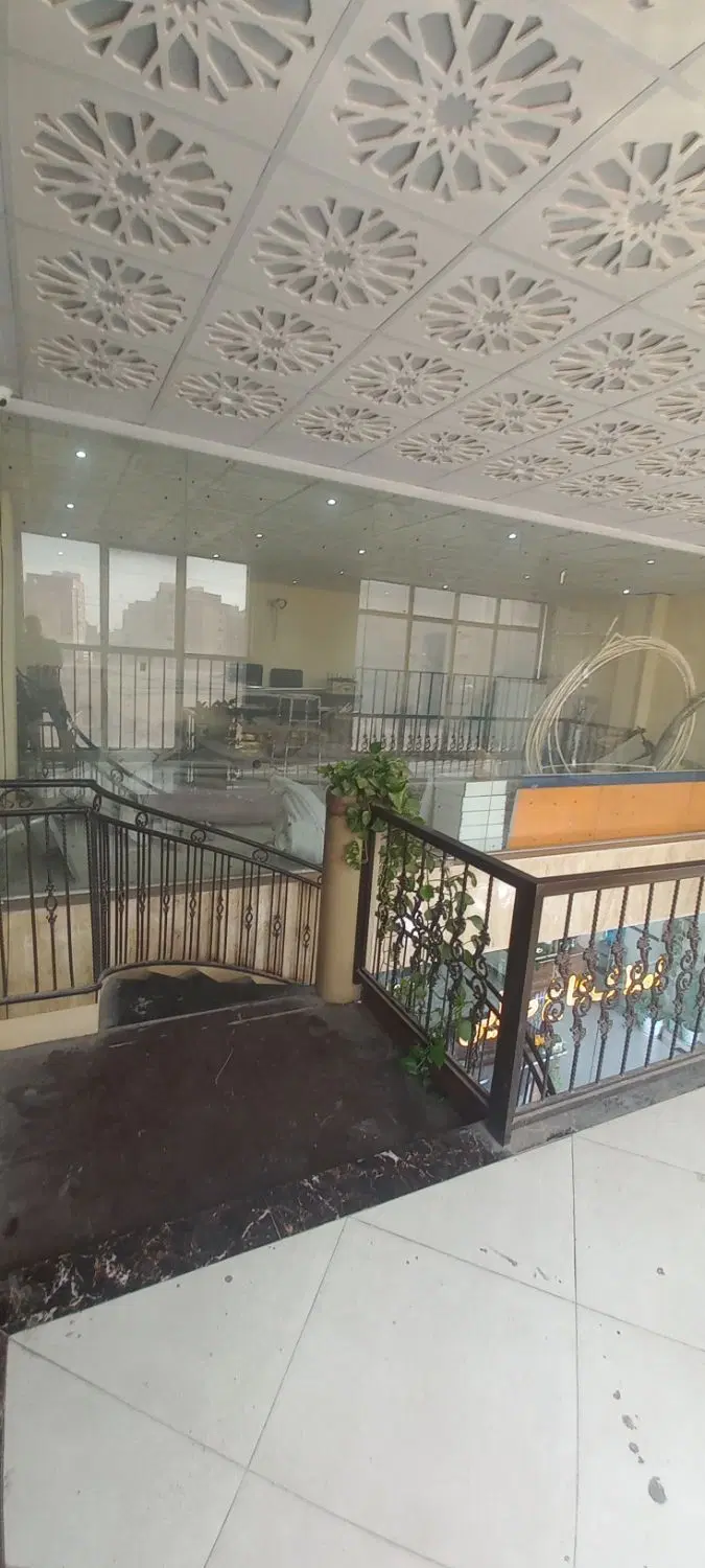 ۶۰ متر مغازه روی همکف