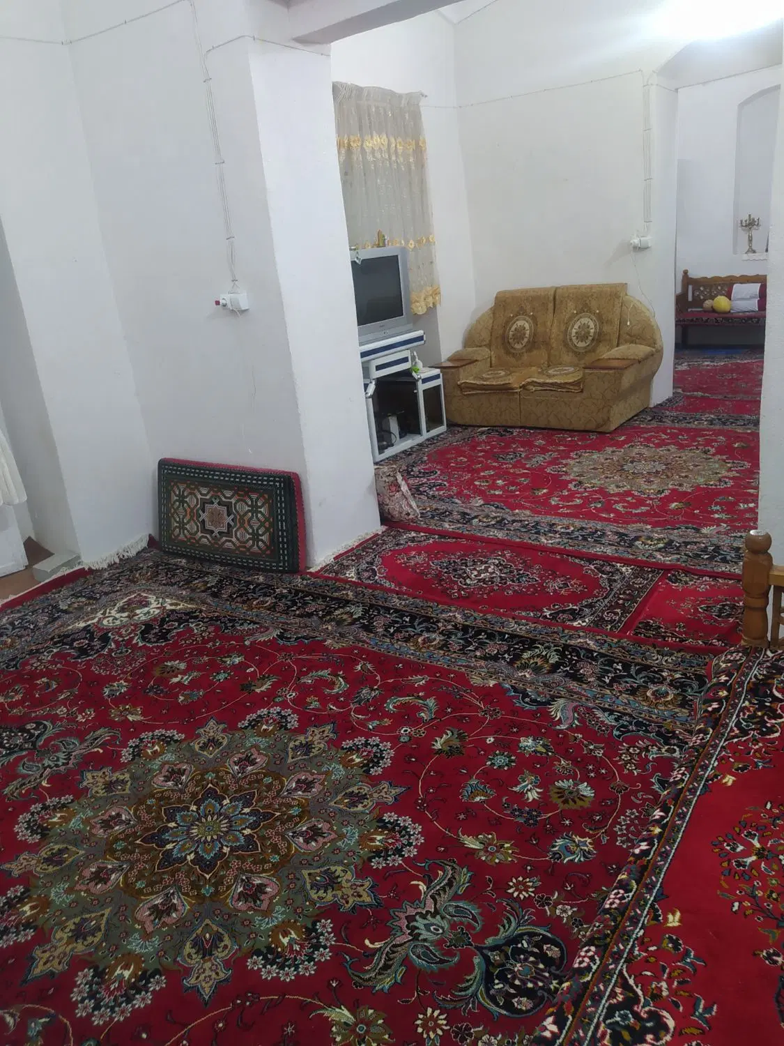 ویلا خانه باغ باغچه