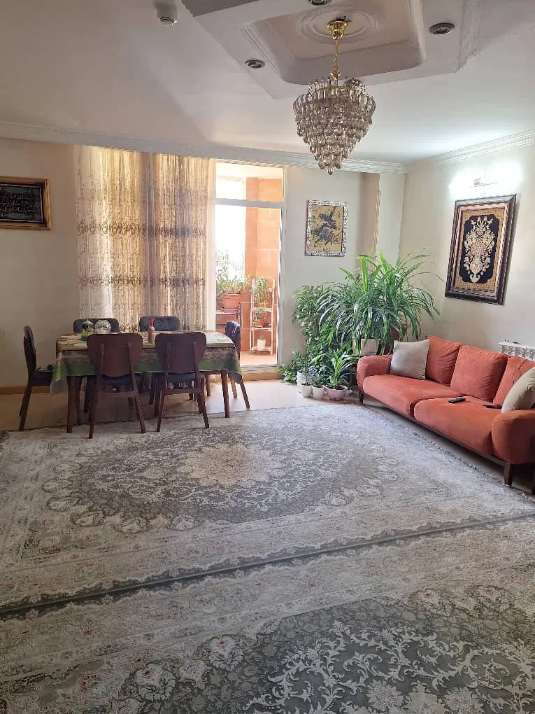آپارتمان ۱۱۰ متر ۲خواب جنوبی
