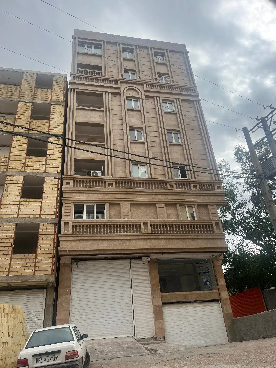 اپارتمان  فروشی مرکز شهر نمره چهل