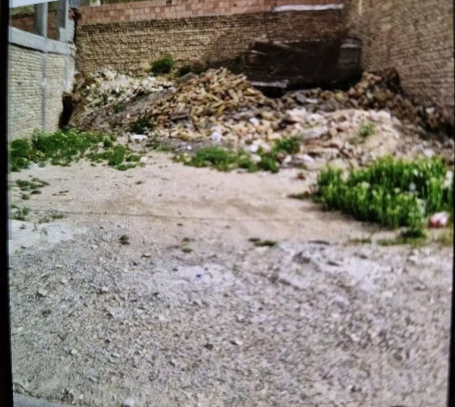 زمین مسکونی آماده ساخت