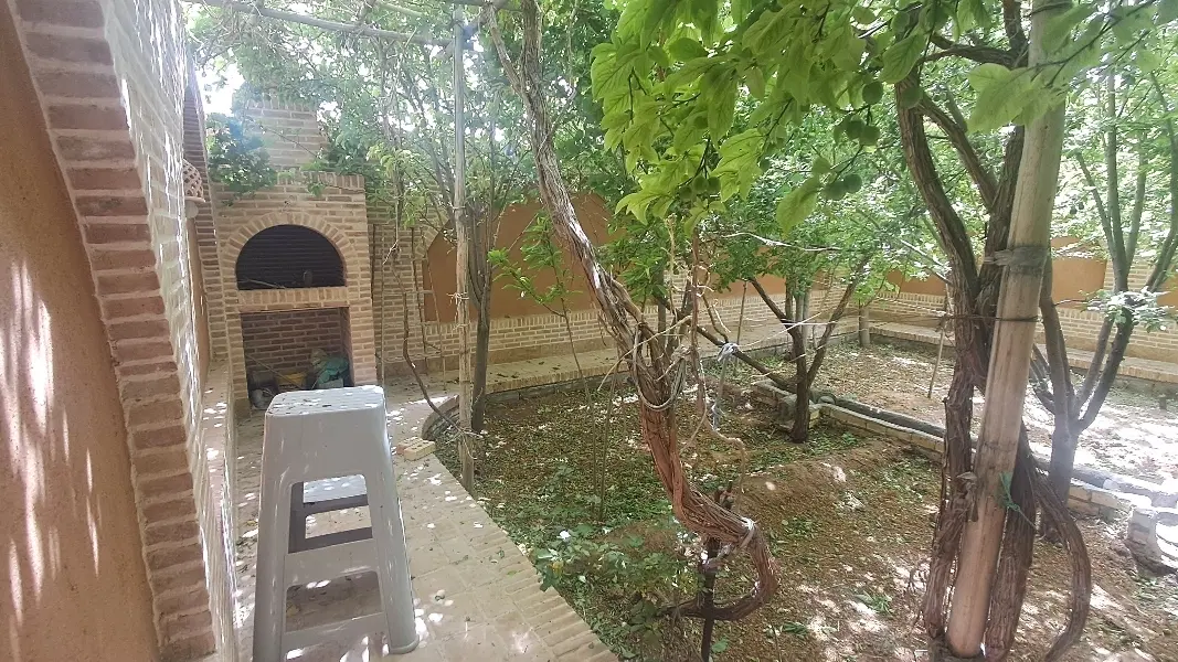 خانه باغ دوطبقه تنگ چنار