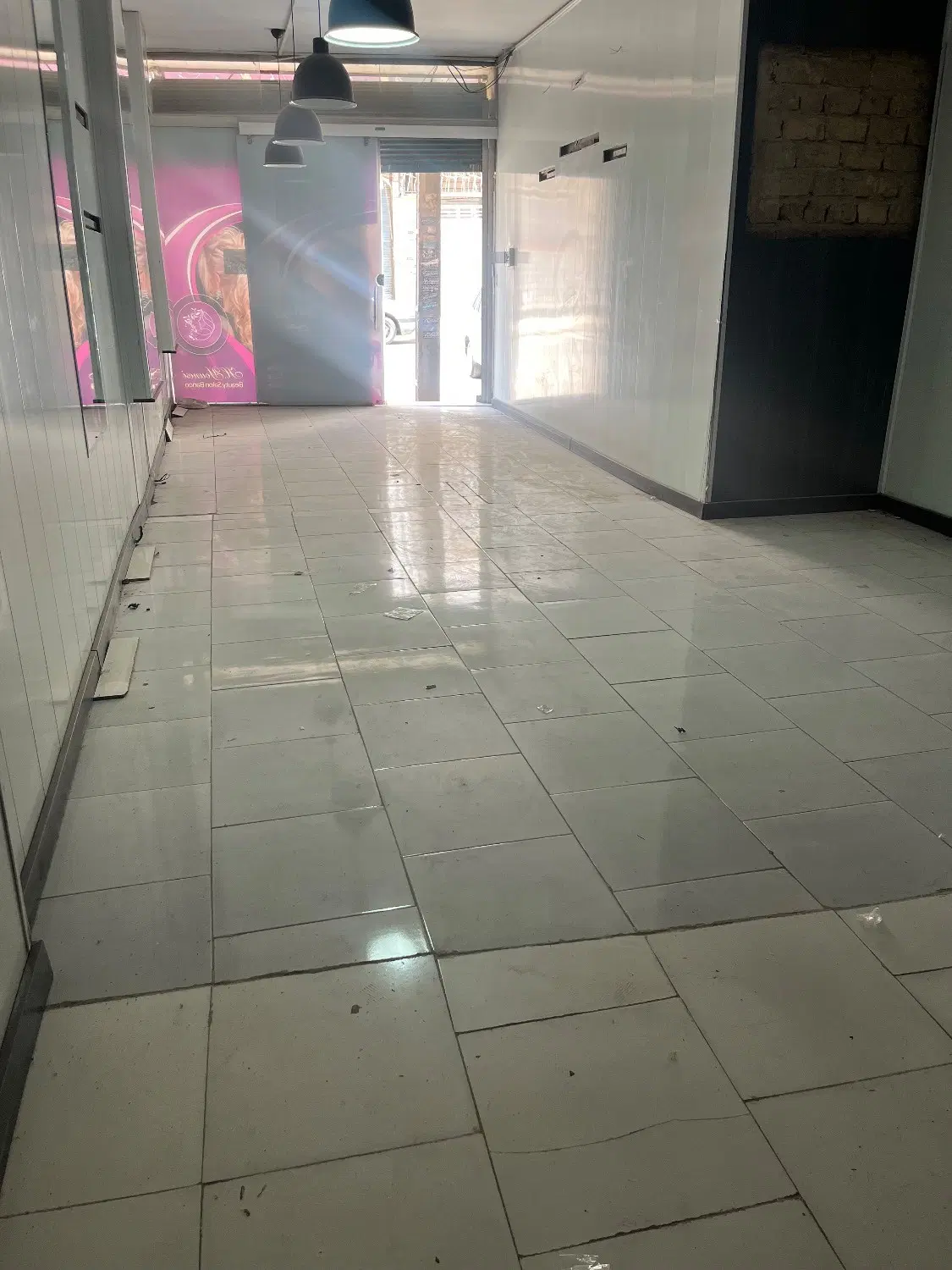 50 متر مغازه