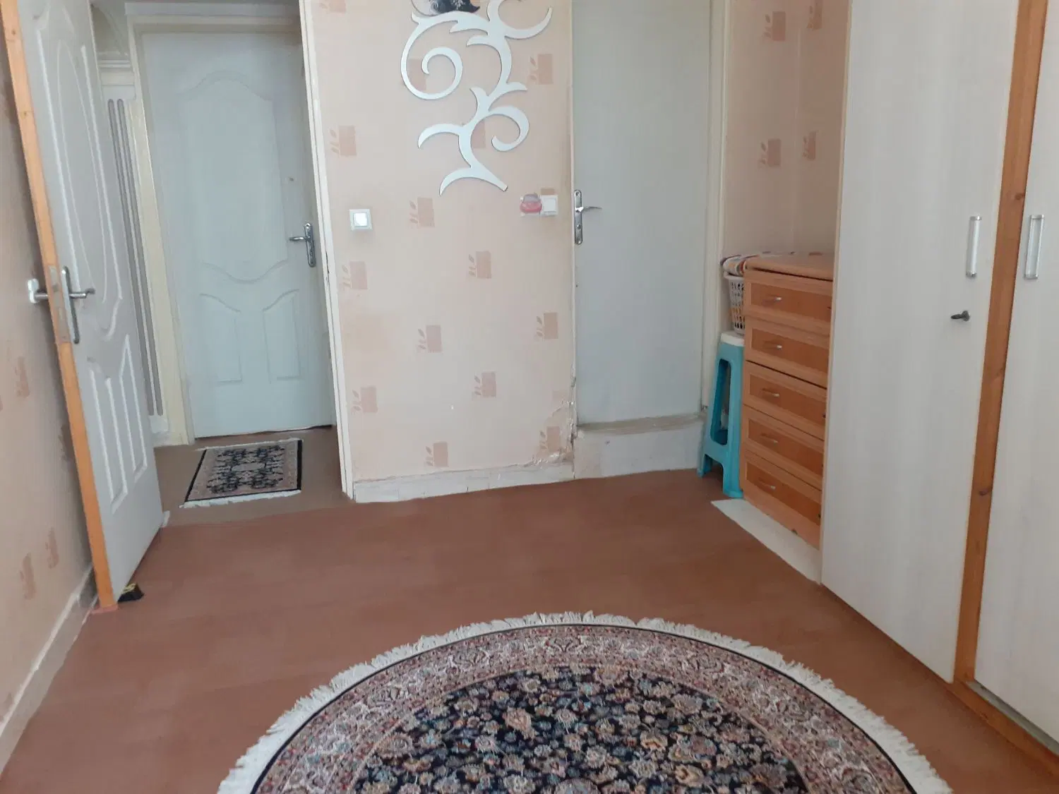 اجاره ۸۱ متری خیابان حافظ