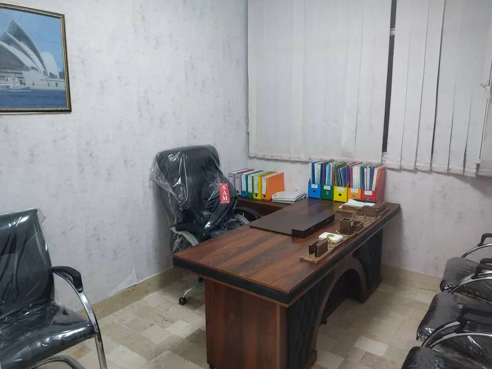 اجاره ساعتی دفتر کار،مبله و مجهز به لوازم اداری نو