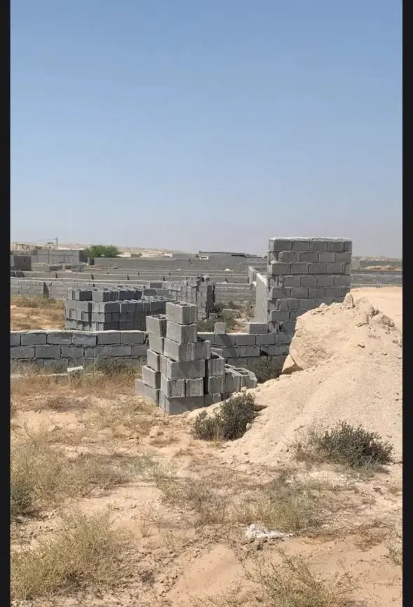 زمین ۲۰۰ متری اولی شمالی پشت خونه بهداشت