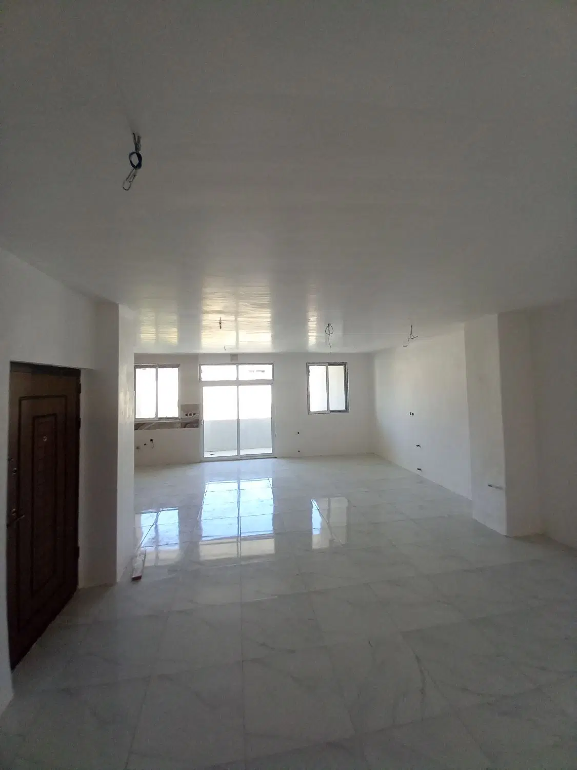 خانه ۳ طبقه شیک در سامان