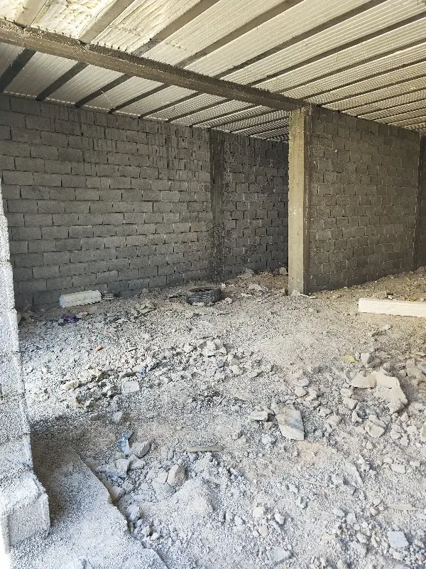 ویلایی تنگک دوم نیمه کاره