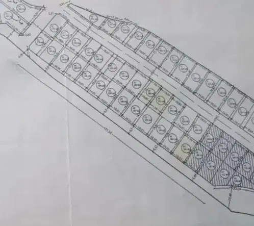 زمین ۱۳۵ متری
