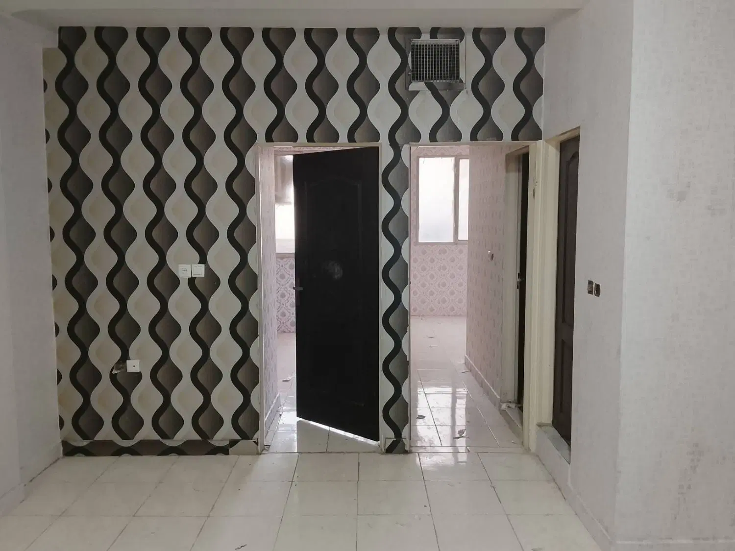 ۷۵متری دوخواب باپارکینگ وآسانسوروانباری ۲۰واحدی