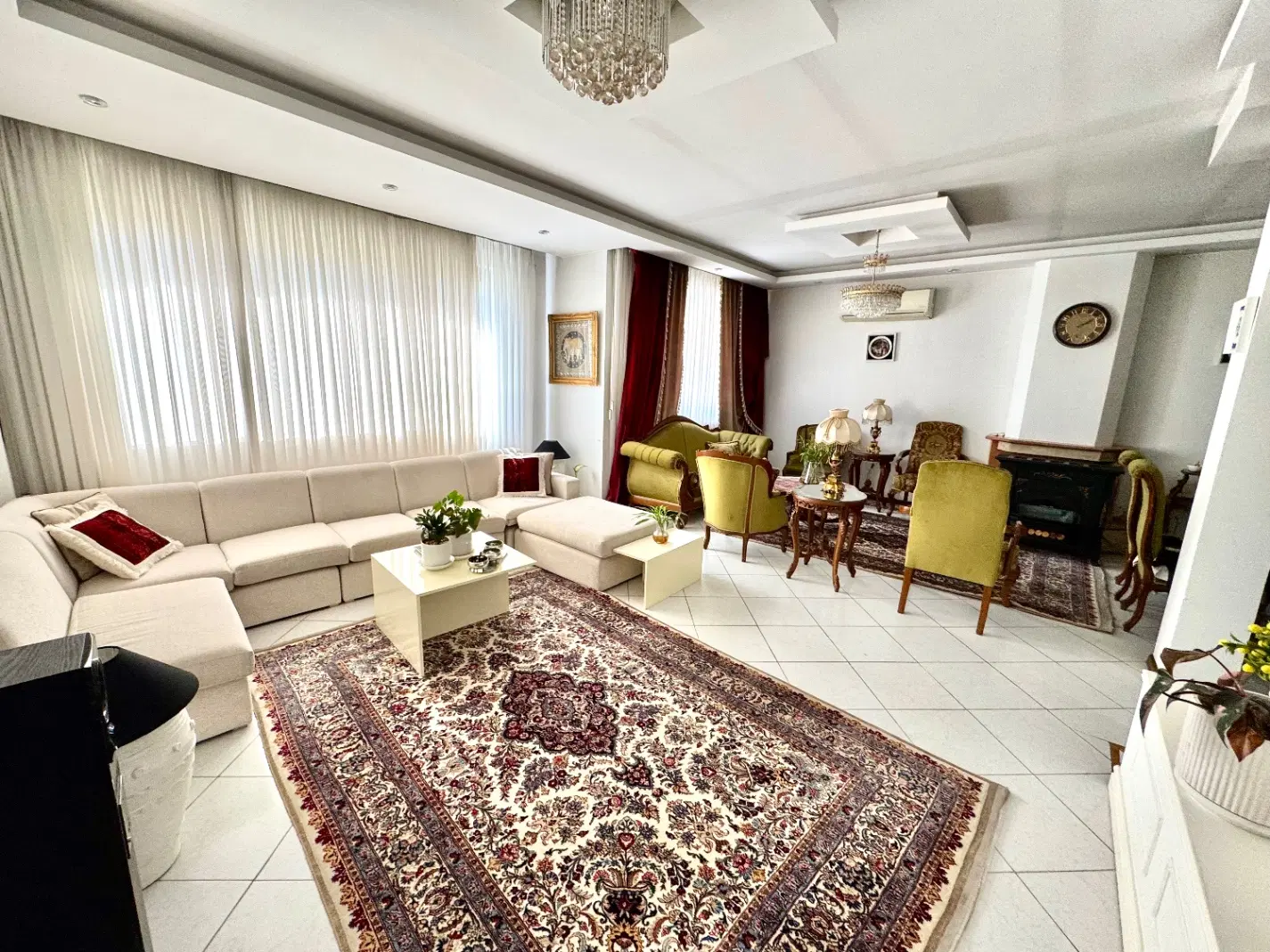 ناصرخسرو۱۳۰متری۲خواب طبقه سوم پرنور
